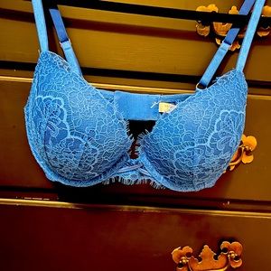 Like new VS bra